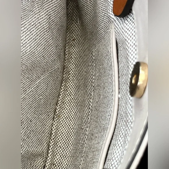 Dooney & Bourkey Bag City Barlow Slouchy Tote - Picture 10 of 16